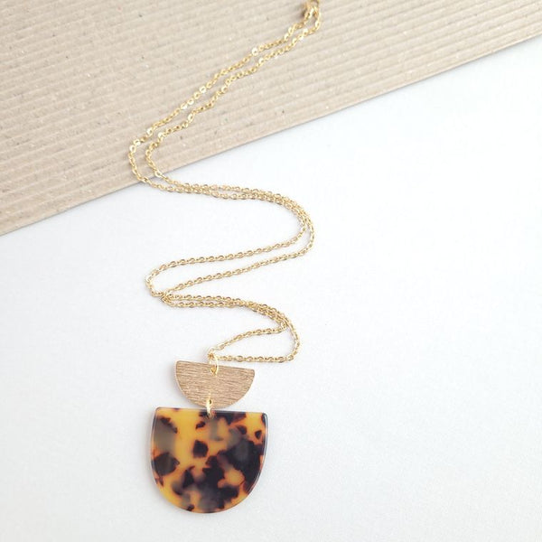 Tortoise Dangle Necklace